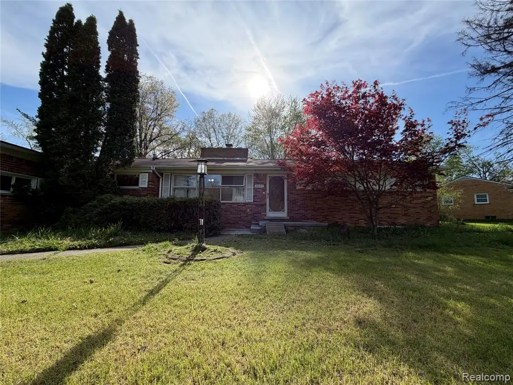 28147 Wildwood, Farmington Hills, MI 48336 - #1