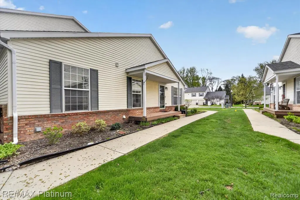 728 Griswold, Howell, MI 48843 - #1
