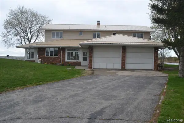 2216 E Bay Ridge, Au Gres, MI 48703