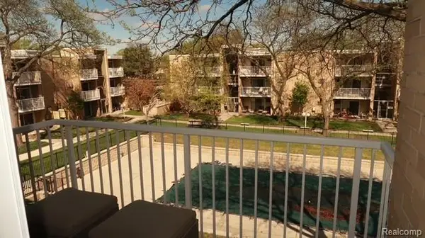 4917 Crooks #L5, Royal Oak, MI 48073