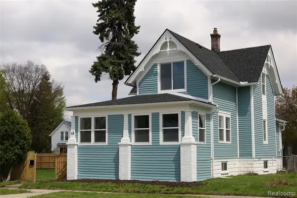 43 Rathbone, Mount Clemens, MI 48043