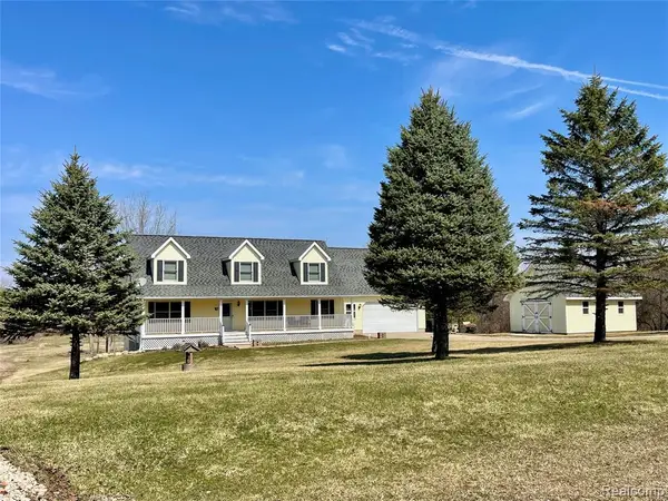 3914 Golf Vista, Lapeer, MI 48446