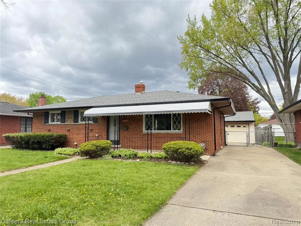 8917 Shannon, Sterling Heights, MI 48314 - #1
