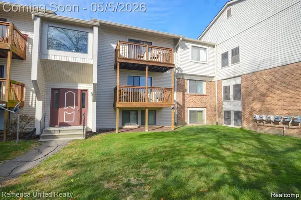 30074 W 12 Mile #114, Farmington Hills, MI 48334