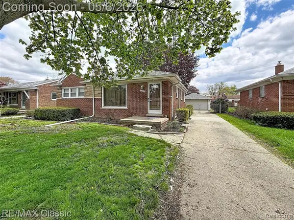 8842 Merriman, Livonia, MI 48150