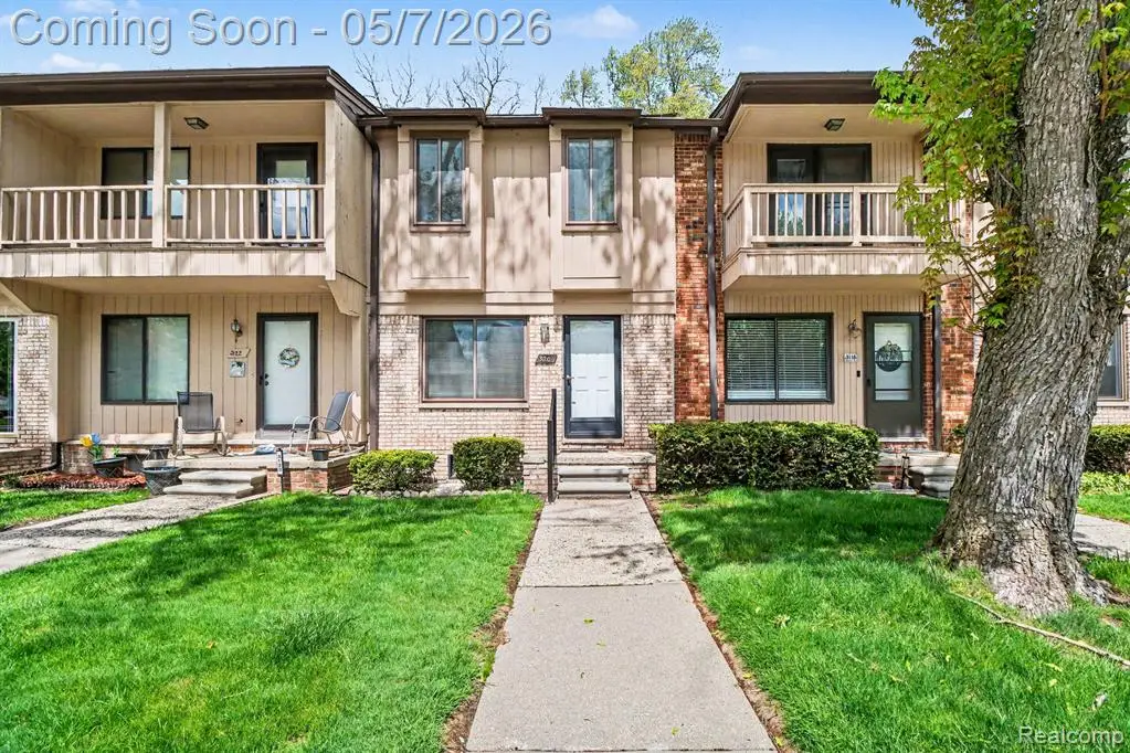 3120 N Summers, Keego Harbor, MI 48320 - #1