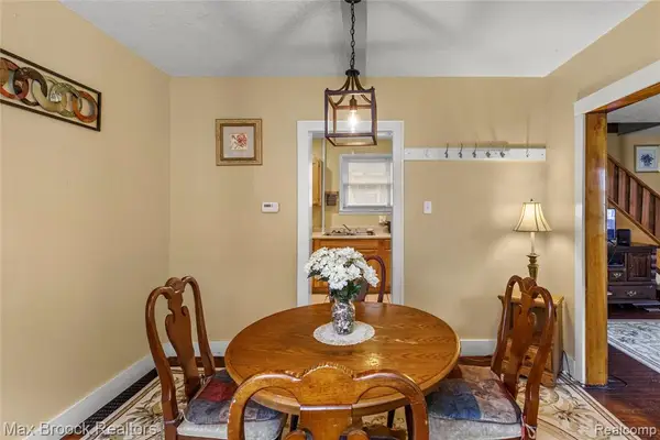 113 Kemp, Pontiac, MI 48342
