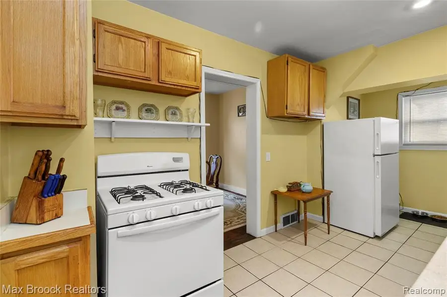 113 Kemp, Pontiac, MI 48342 - #3