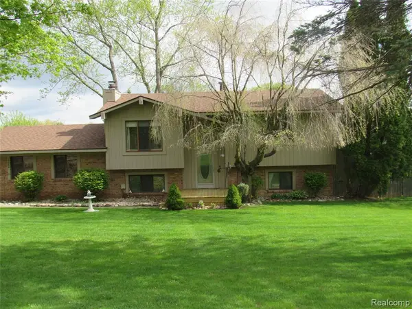 12680 Andersonville, Davisburg, MI 48350