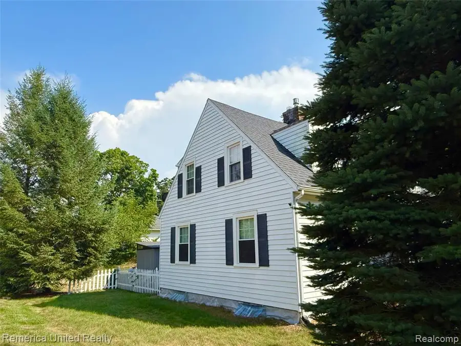 603 N Michigan, Howell, MI 48843 - #2