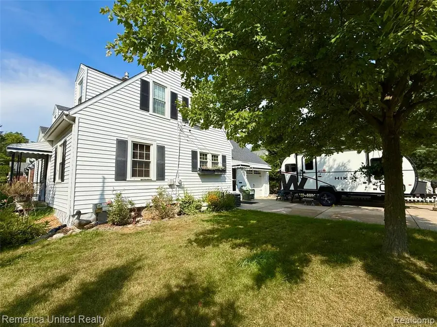 603 N Michigan, Howell, MI 48843 - #3