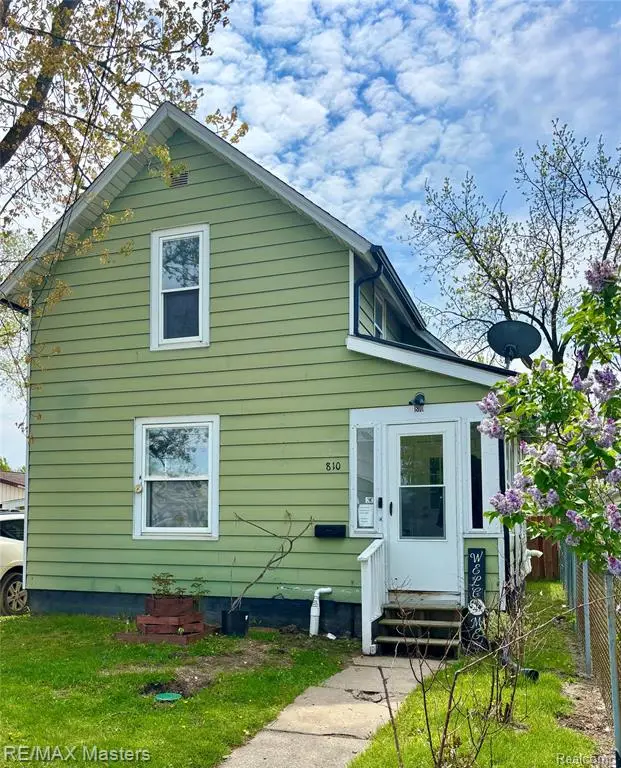 810 E Beecher, Adrian, MI 49221 - #2