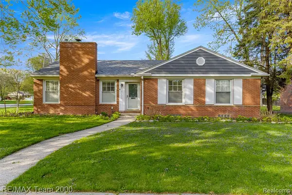 21675 Outer, Dearborn, MI 48124