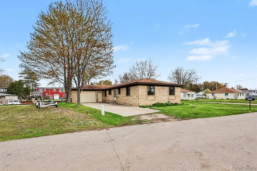 2037 W Park, Algonac, MI 48001 - #2