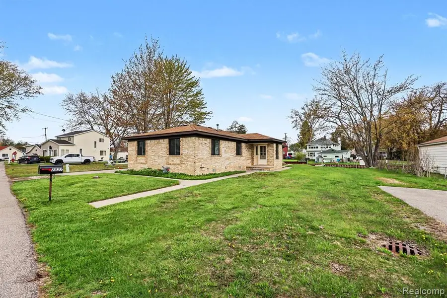 2037 W Park, Algonac, MI 48001 - #3