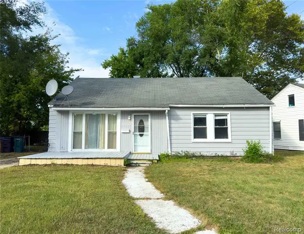 10760 Troy, Oak Park, MI 48237