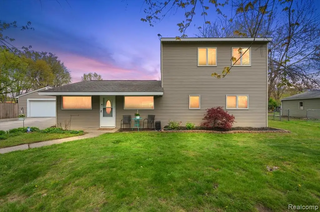 4550 Independence, Clarkston, MI 48346 - #1