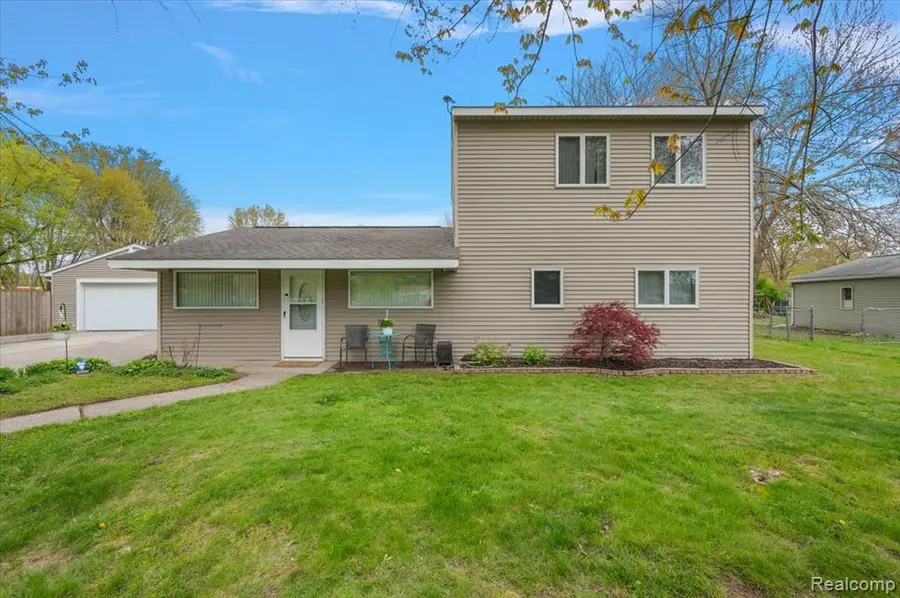 4550 Independence, Clarkston, MI 48346 - #2