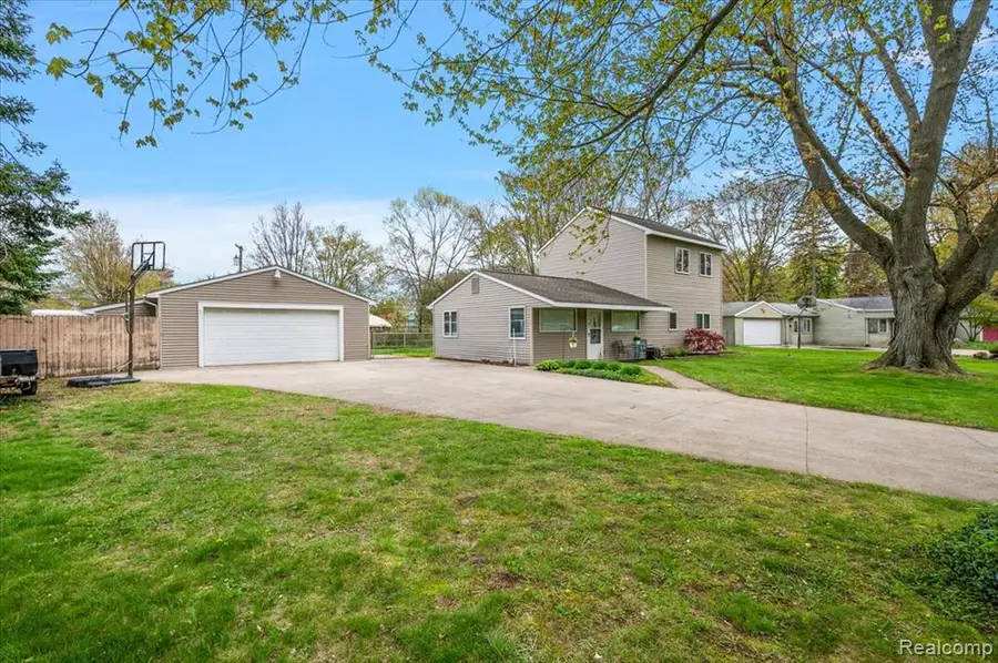4550 Independence, Clarkston, MI 48346 - #3