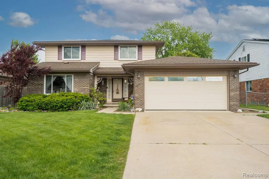 19495 Wherle, Riverview, MI 48193 - #1