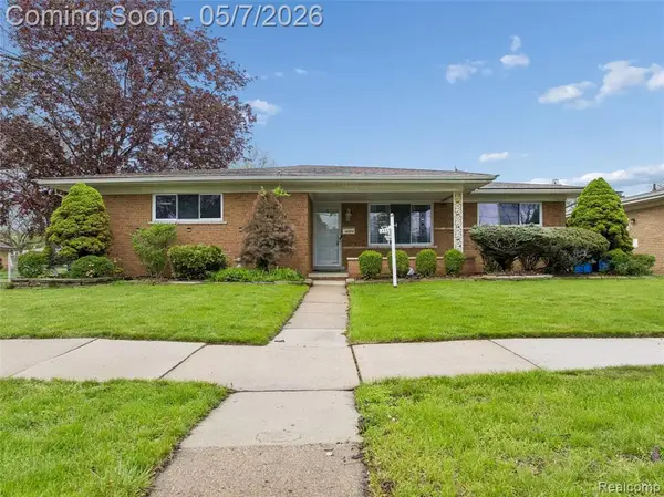 14053 April, Warren, MI 48088