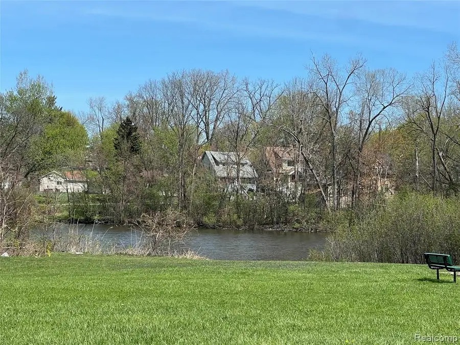 138 Lakeside, Pontiac, MI 48340 - #3