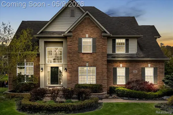3881 High Grove, Lake Orion, MI 48360
