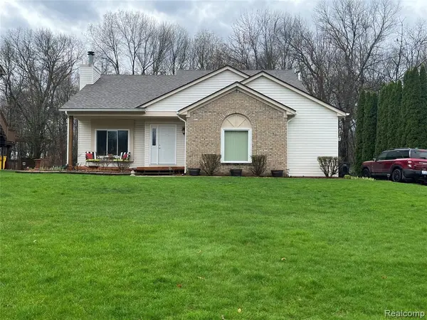 2125 Somerville, Oxford, MI 48371