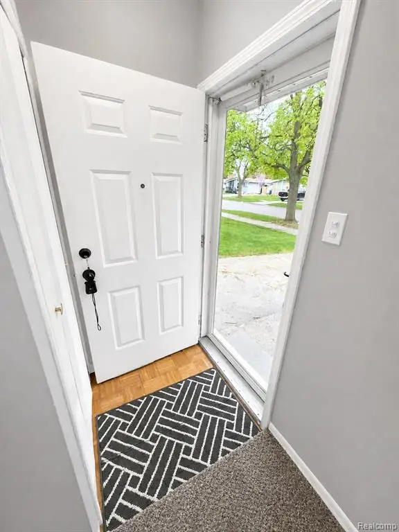 813 Mckeighan, Flint, MI 48507 - #3