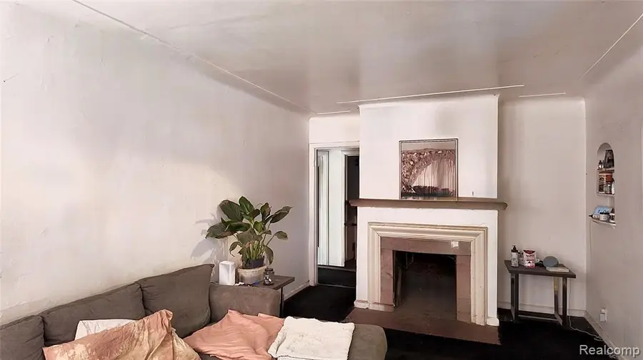 17300 Chapel, Detroit, MI 48219 - #2