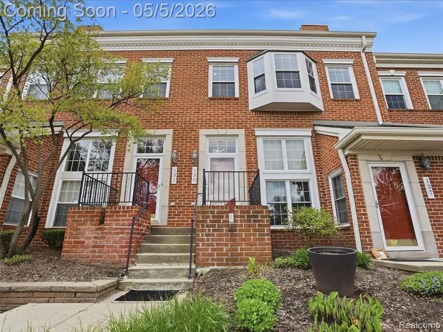 135 W Kenilworth, Royal Oak, MI 48067 - #2