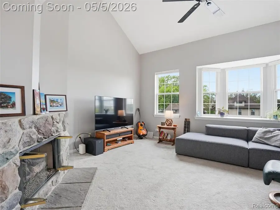 135 W Kenilworth, Royal Oak, MI 48067 - #3