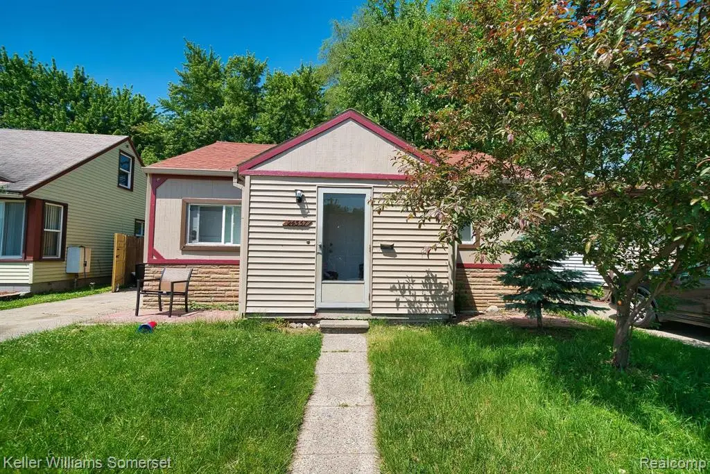 24357 Lauren, Warren, MI 48089 - #1