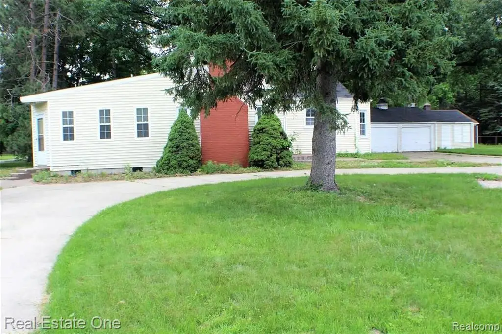 22324 Charter, Southfield, MI 48033 - #1