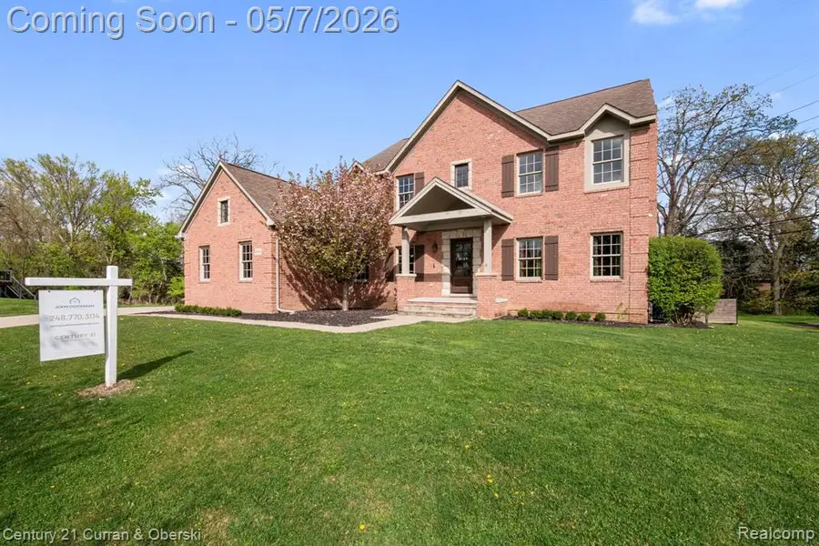 20806 Deerfield, Farmington Hills, MI 48335 - #3