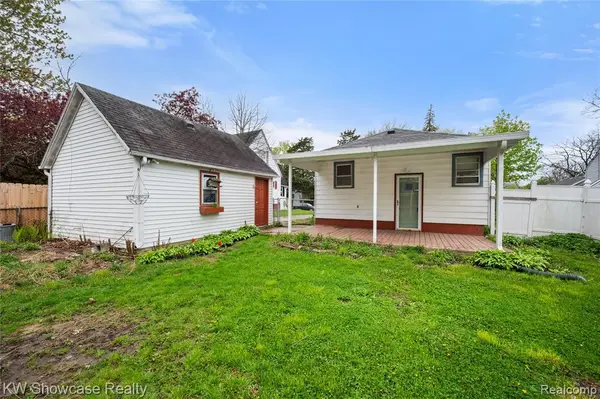 1409 Stocker, Flint, MI 48503