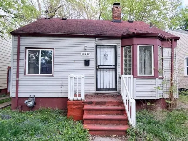 18282 Stout, Detroit, MI 48219 - #1