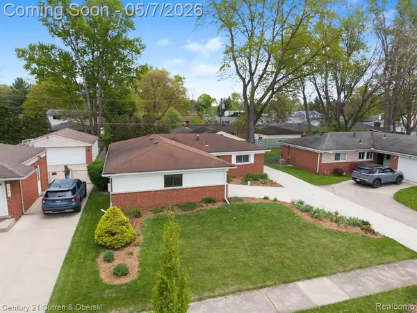 30238 S Stockton, Farmington, MI 48336