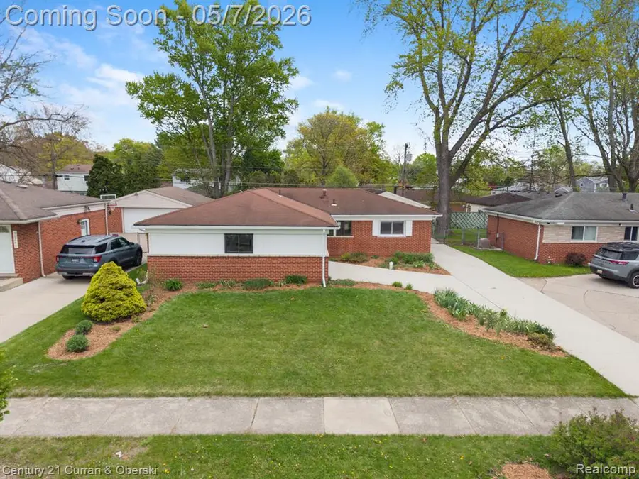 30238 S Stockton, Farmington, MI 48336 - #2