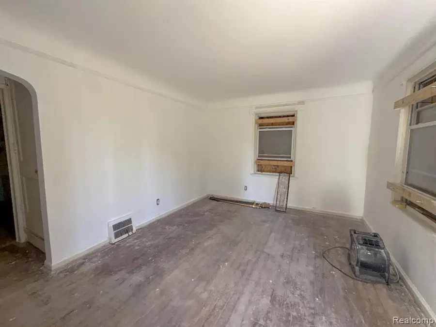 12441 Lansdowne, Detroit, MI 48224 - #3