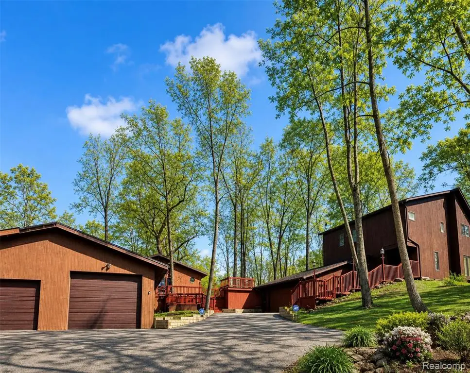 10655 Beardslee, Perry, MI 48872 - #1