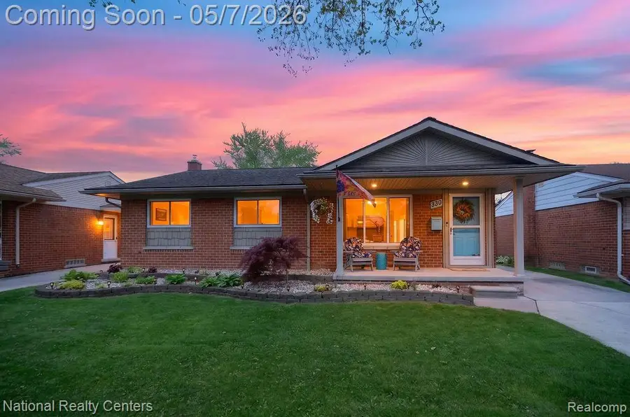 330 N Chocolay, Clawson, MI 48017 - #2