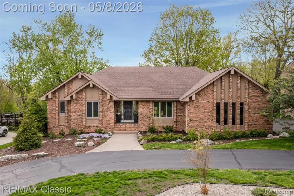 20419 Woodcreek, Northville, MI 48167 - #1