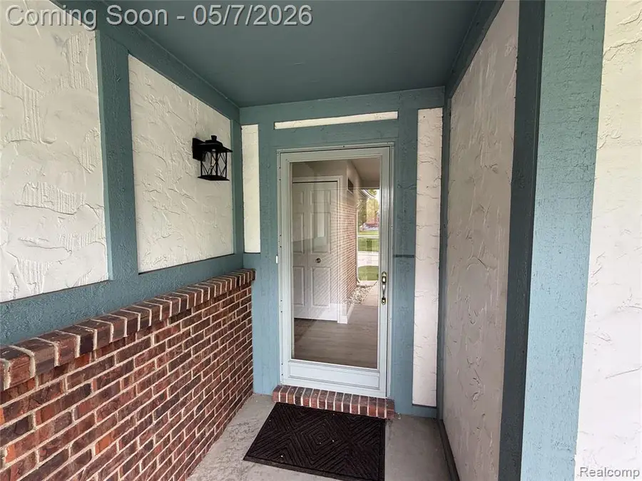 45480 Inverness, Macomb, MI 48044 - #3
