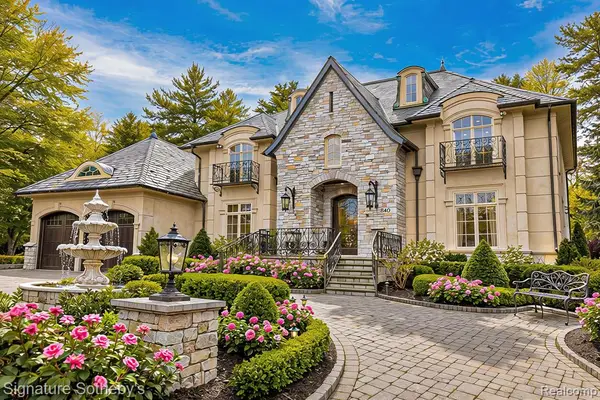 840 Lakeside, Birmingham, MI 48009