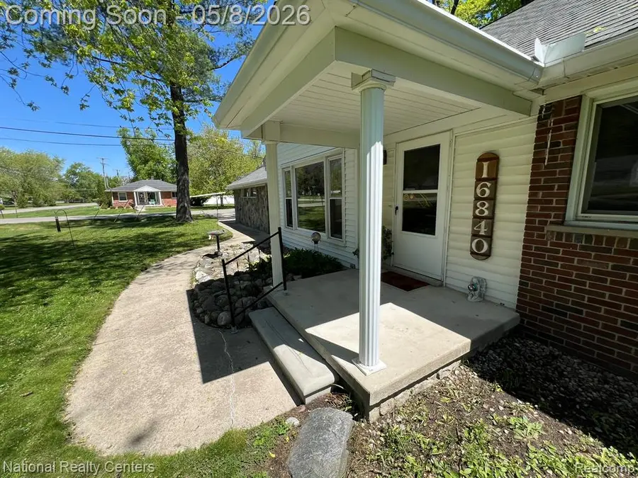 16840 Harrison, Livonia, MI 48154 - #2