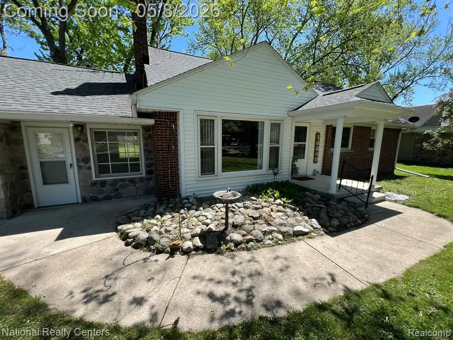 16840 Harrison, Livonia, MI 48154 - #3