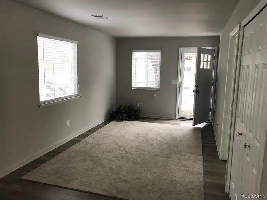 132 Maudlin, Novi, MI 48377 - #2