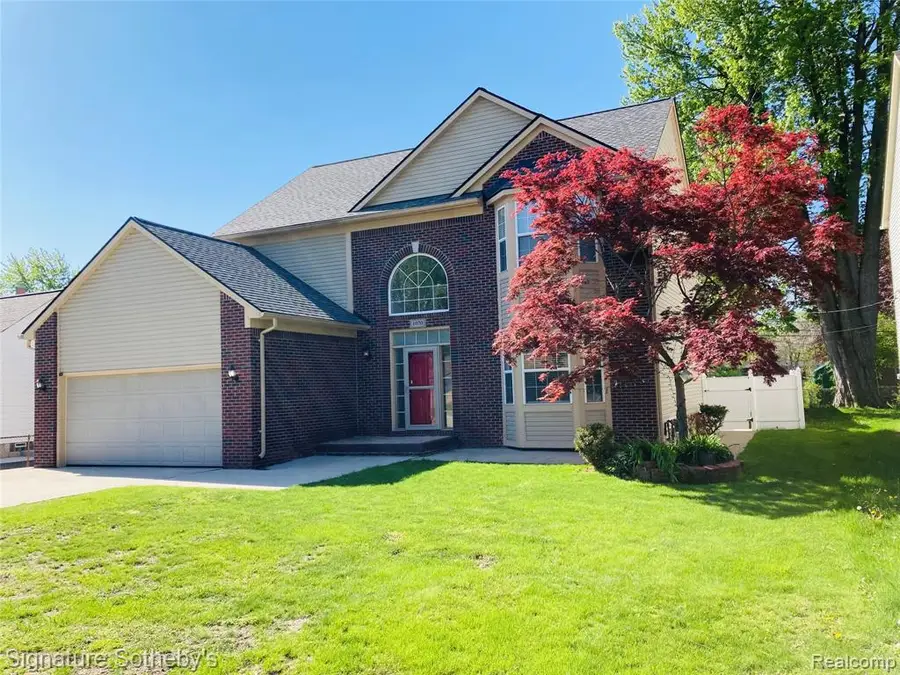 1070 Arthur, Troy, MI 48083 - #2