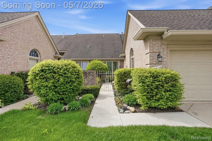 42626 Christina, Sterling Heights, MI 48313 - #2